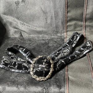 Women’s black sequined wrap belt,removable buckle. L/XL large (60 long)